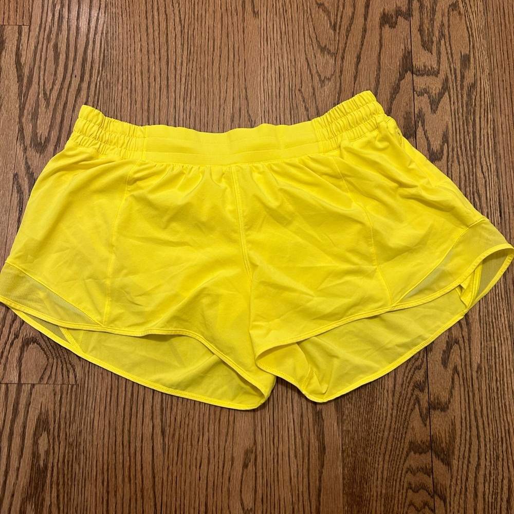 Lululemon shorts size 14